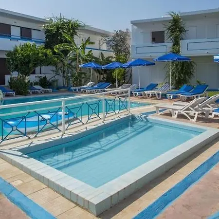 Kosinmyheart 11 & Studio10 Aparthotel 4*