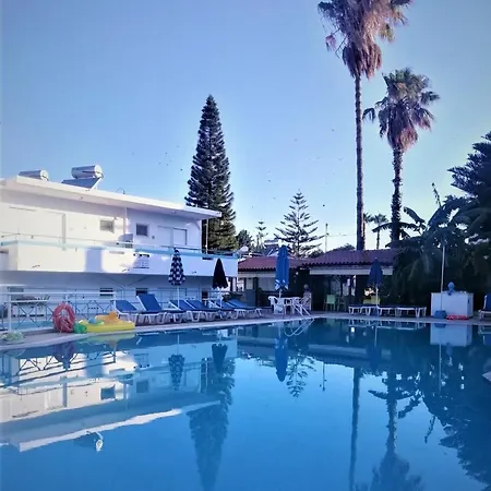 Apartahotel Kosinmyheart 11 & Studio10 *