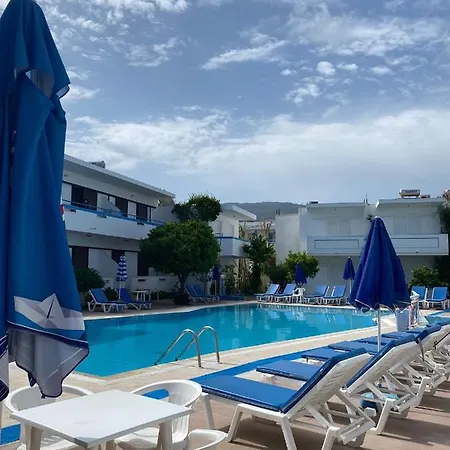 Kosinmyheart 11 & Studio10 4*