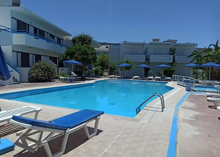 Kosinmyheart 11 & Studio10 Aparthotel 4*